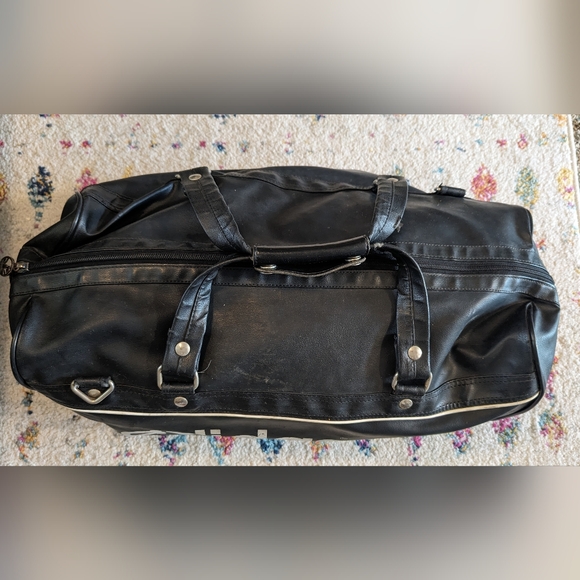 Vintage Adidas Duffel Bag (Germany/Yugoslavia) Circa 1980 - Picture 2 of 13